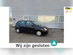 Volkswagen Polo - 1.4-16V Athene
