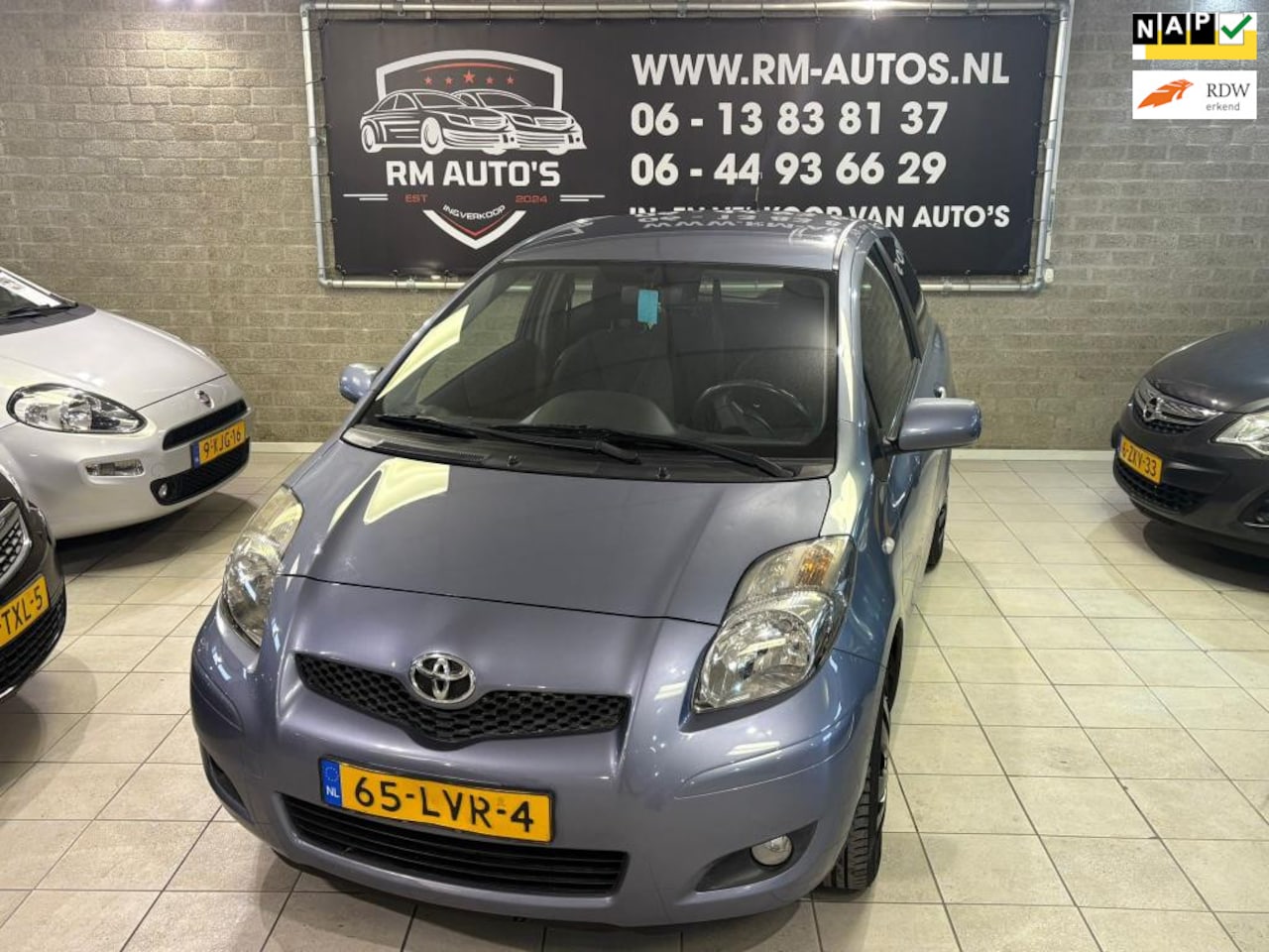 Toyota Yaris - 1.3 VVT-i Aspiration 1.3 VVTi Aspiration - AutoWereld.nl