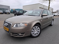 Audi A4 Avant - 1.8 Turbo AUTOMAAT/LEDER/CLIMA/CRUISE