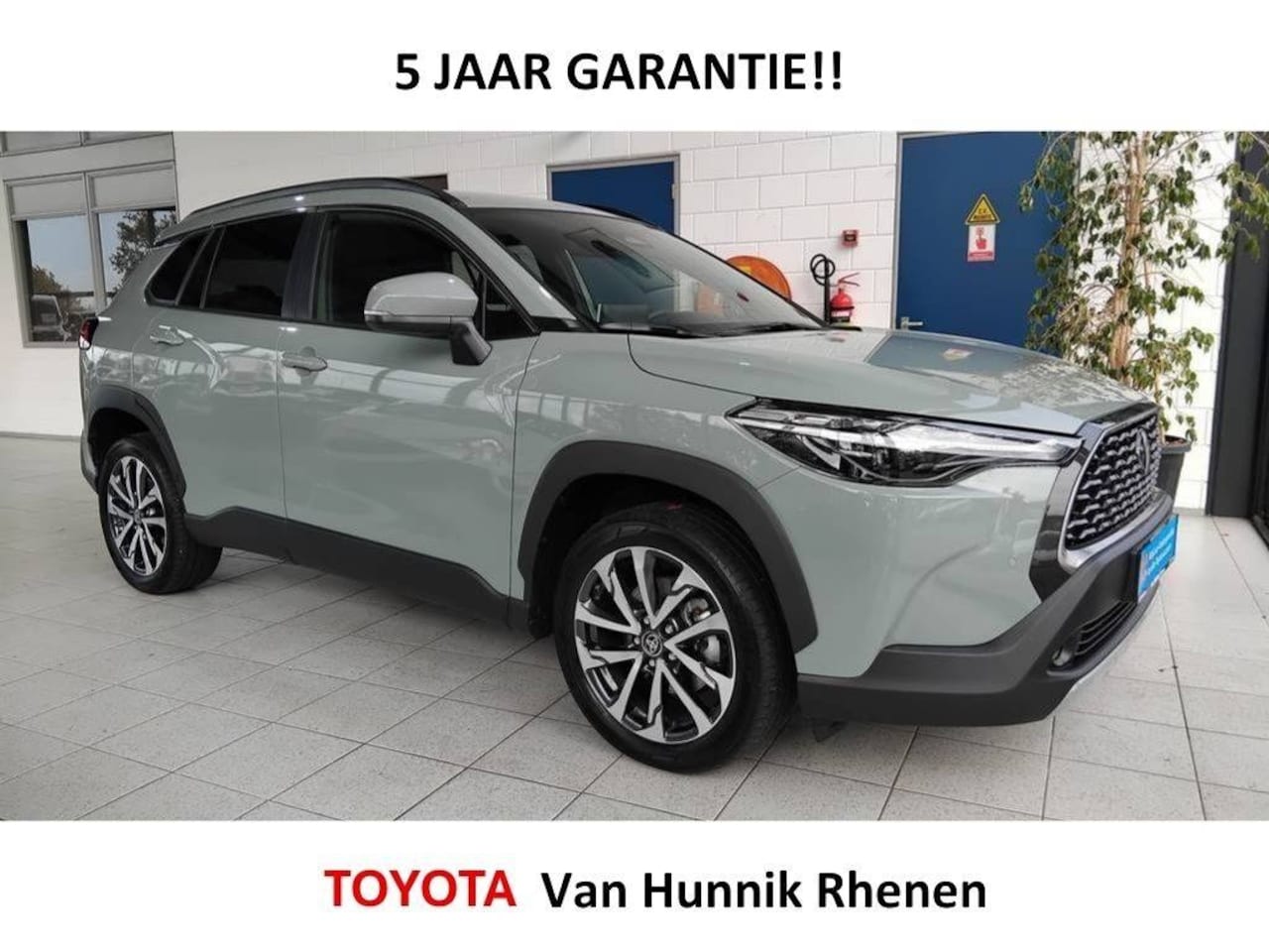 Toyota Corolla Cross - 1.8 Style Urban Khaki | Parkeersens V+A | Stoel en stuur verw | - AutoWereld.nl