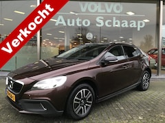Volvo V40 Cross Country - 1.5 T3 Polar+ Luxury Automaat | Rijklaar incl 12 mnd Bovag | Panoramadak LED Harman/Kardon