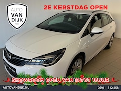 Opel Astra Sports Tourer - 1.2 Edition 110PK AIRCO CRUISE NAVI BLUETOOTH PDC CAMERA SPORTVELGEN TREKHAAK LAGE KM ZEER