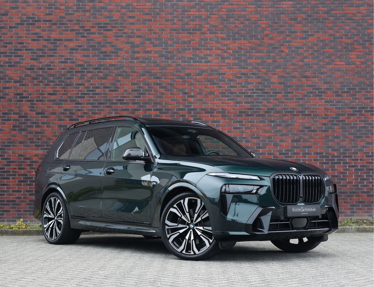 BMW X7 - 40d xDrive | Oxford Green - Skylounge - Trekhaak - AutoWereld.nl