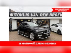 Volkswagen T-Roc - 1.5 TSI R-Line 150Pk Dsg|Pano|Led|Clima|Stoelverw|Lmv|Elek Pakket|Nw Apk