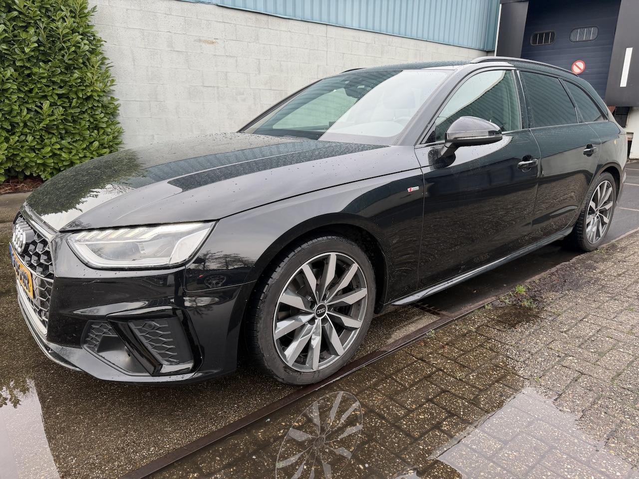 Audi A4 Avant - 35 TFSI S edition Competition I 2.0 150 PK I Virtual I 18" I S-Line I Carplay I - AutoWereld.nl
