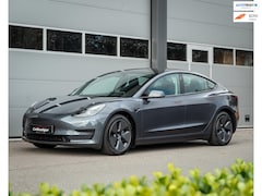 Tesla Model 3 - Standard RWD Plus 60 kWh Autopilot