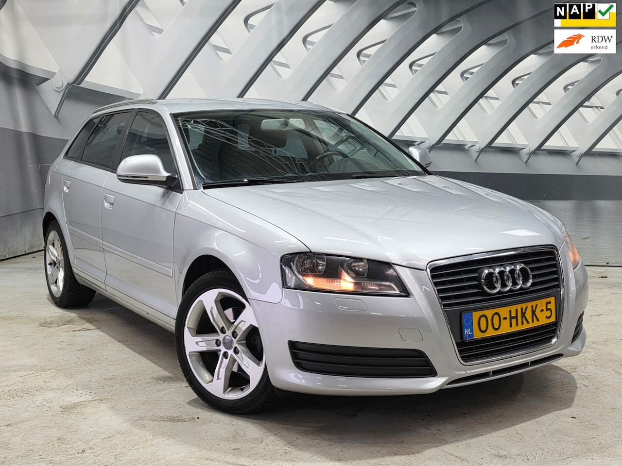 Audi A3 Sportback - 1.8 TFSI Attraction Pro Line 1.8 TFSI Attraction Pro Line - AutoWereld.nl