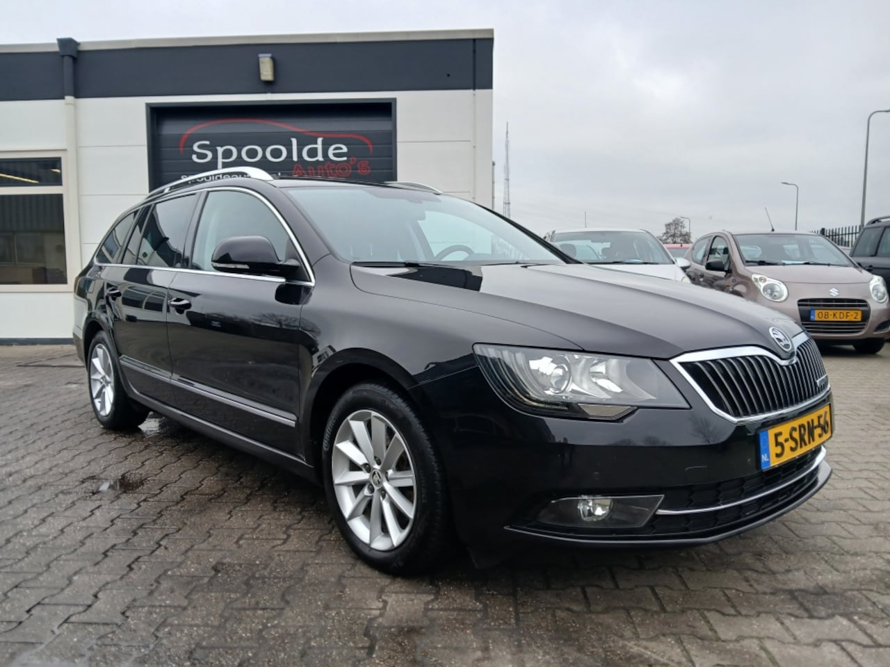 Skoda Superb Combi - 1.6 TDI Dealer onderhouden/Leer/Stoelverwarming - AutoWereld.nl