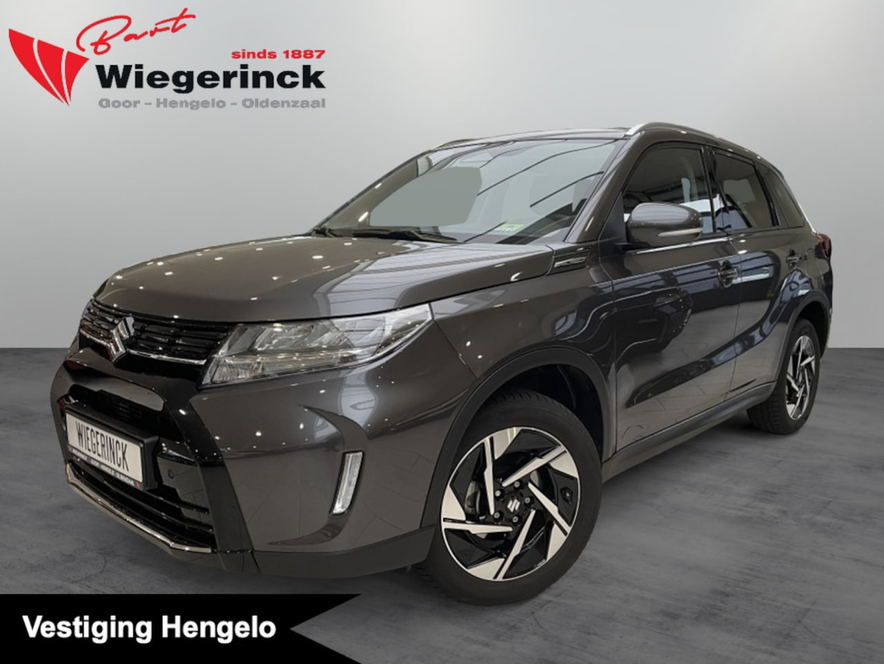 Suzuki Vitara - 1.5 Hybrid Style [ PANORAMADAK | ALL-SEASON | CARPLAY ] - AutoWereld.nl