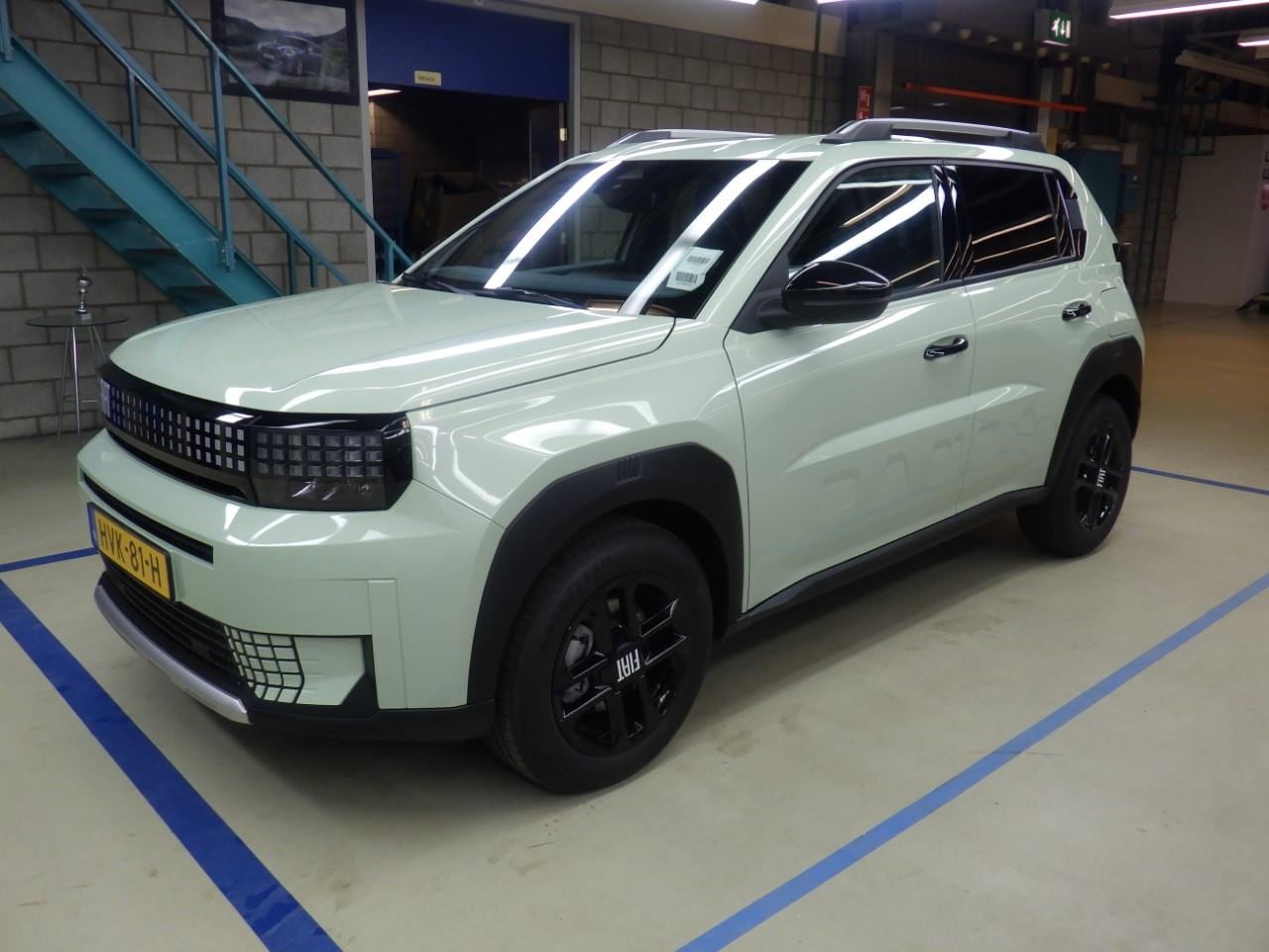 Fiat Grande Panda - 1.2 Hybrid Icon Style Automaat 8 Jaar Garantie! | Navigatie by App | Full-LED | Cruise Con - AutoWereld.nl