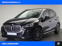 BMW 2-serie Active Tourer - 225xe M Sport Automaat / Panoramadak / Sportstoelen / M Adaptief onderstel / Comfort Acces