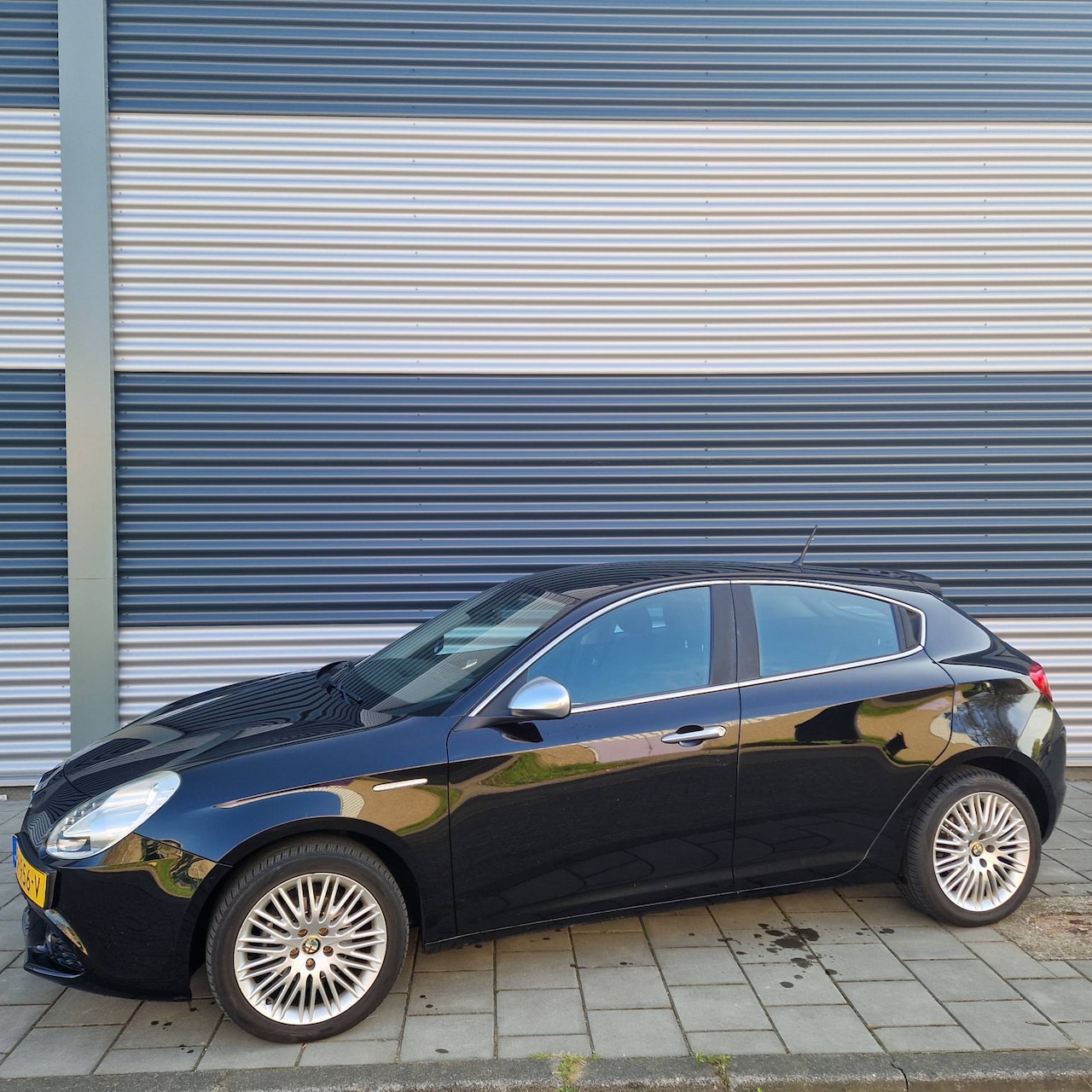 Alfa Romeo Giulietta - 1.4 T Progression clima stoelverwarming - AutoWereld.nl