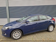 Ford Focus - 1.6 EcoBoost Titanium, trekhaak, climatronic, complete historie, NAP