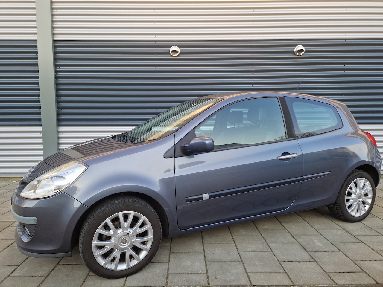 Renault Clio - 1.2 TCE Dynamique S Trekhaak pdc climatronick nieuwe apk - AutoWereld.nl