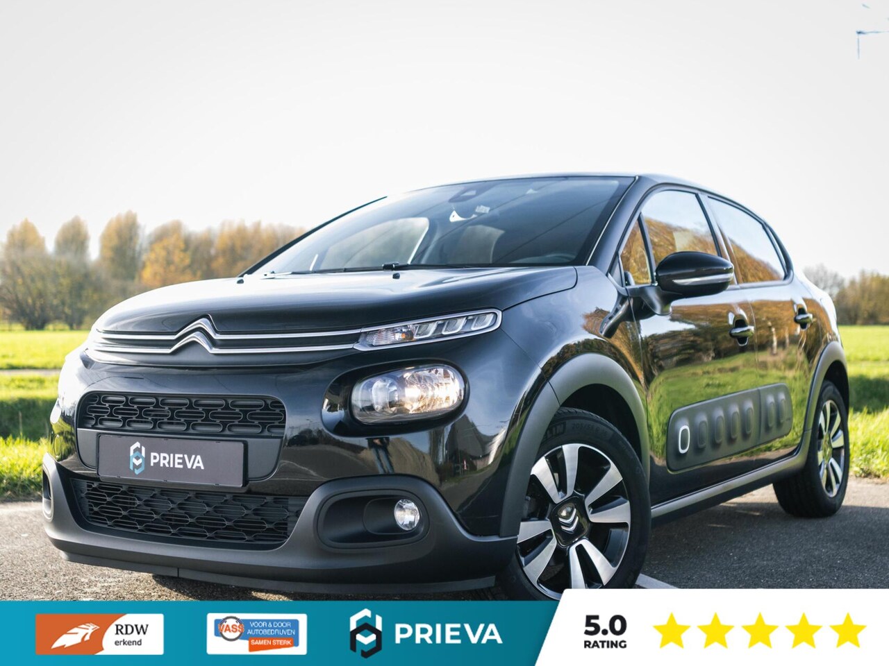 Citroën C3 - 1.2 PureTech Shine PANO *DEALER ONDH* - AutoWereld.nl