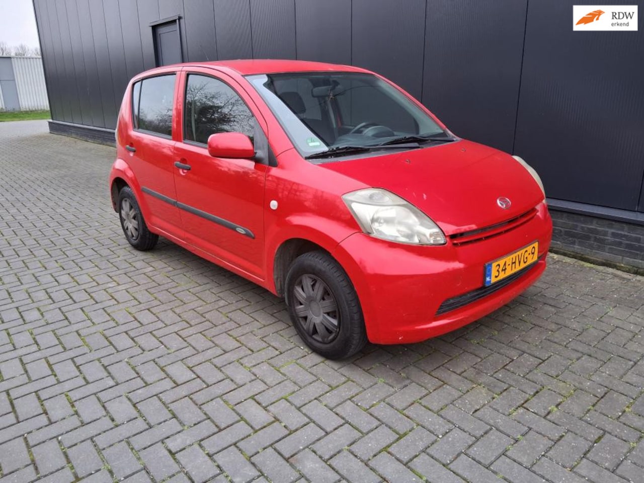 Daihatsu Sirion 2 - 1.0-12V Trend / apk 18-1-2027 - AutoWereld.nl