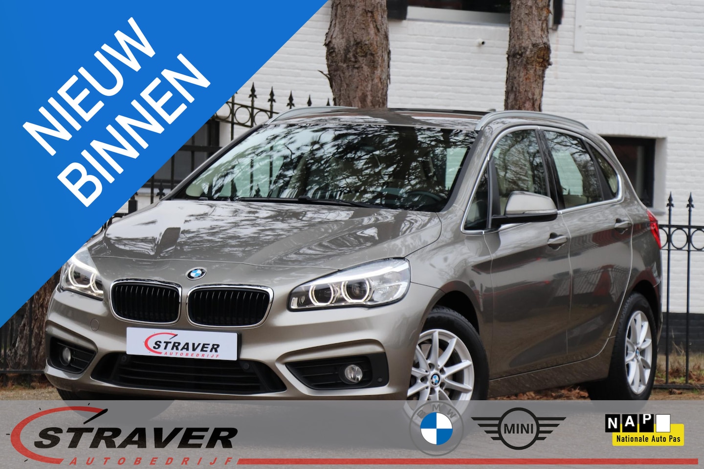BMW 2-serie Active Tourer - 220i |Driving Assistant Plus |PDC |Stuurwielverwarming |Head-Up - AutoWereld.nl