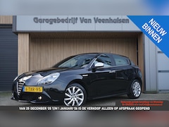 Alfa Romeo Giulietta - 1.4 T 170pk Automaat Sport Business Executive H-Leder 17inch LM Trekhaak Navi *NL auto* 83