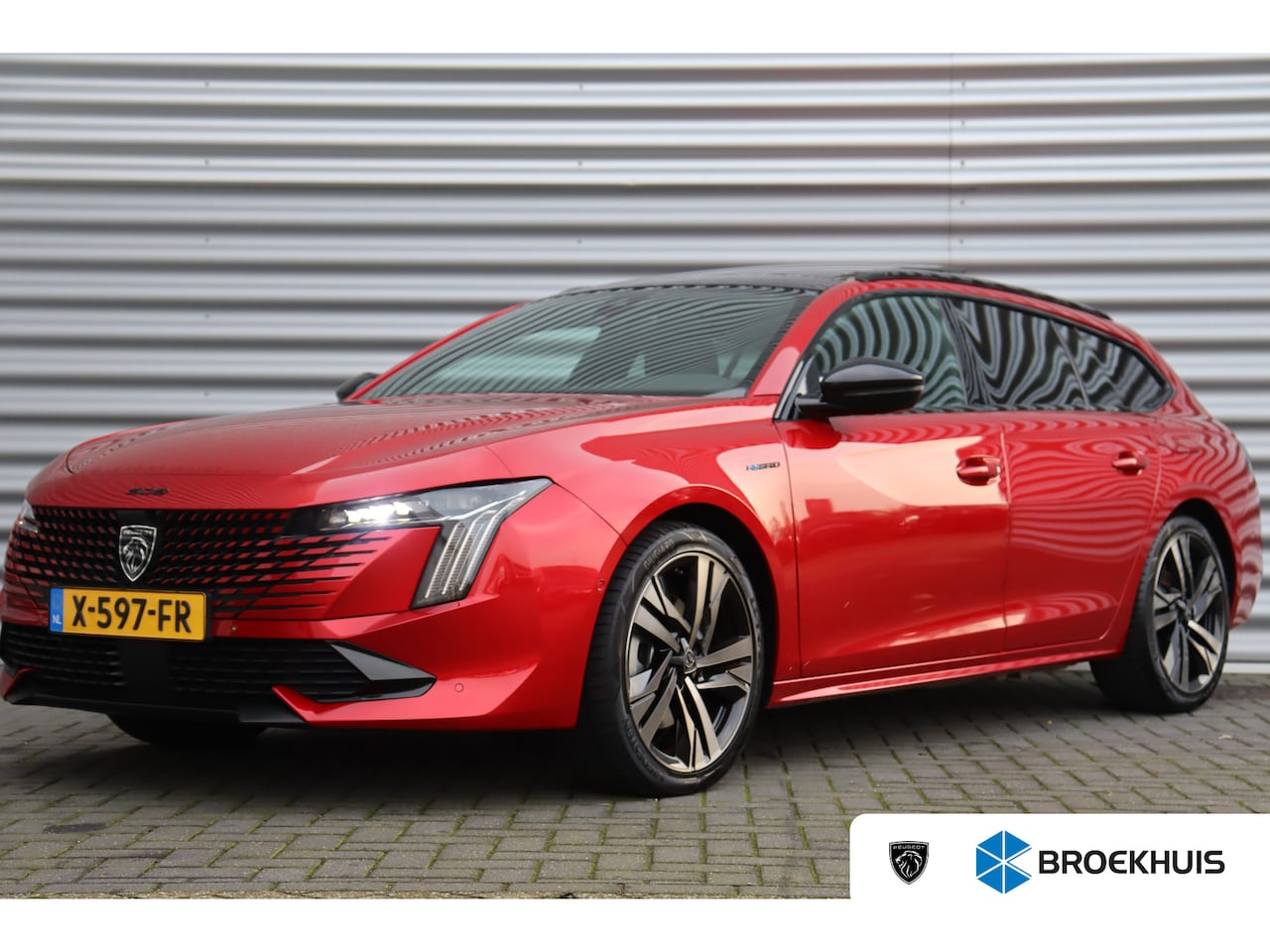 Peugeot 508 SW - 1.6 HYBRID 225PK GT PACK AUTOMAAT / NAVI / LEDER / CLIMA / PDC / 19" LMV / CAMERA / KEYLES - AutoWereld.nl