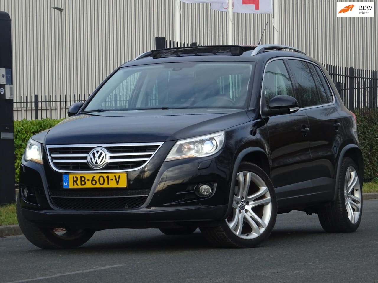 Volkswagen Tiguan - 2.0 TSI Sport&Style 4Motion FULL OPTIONS - AutoWereld.nl