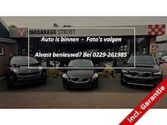 Volvo V40 Cross Country - 1.5 T3 Nordic+ Luxury | navi | leer | pano | stoelverw | oh.bkje