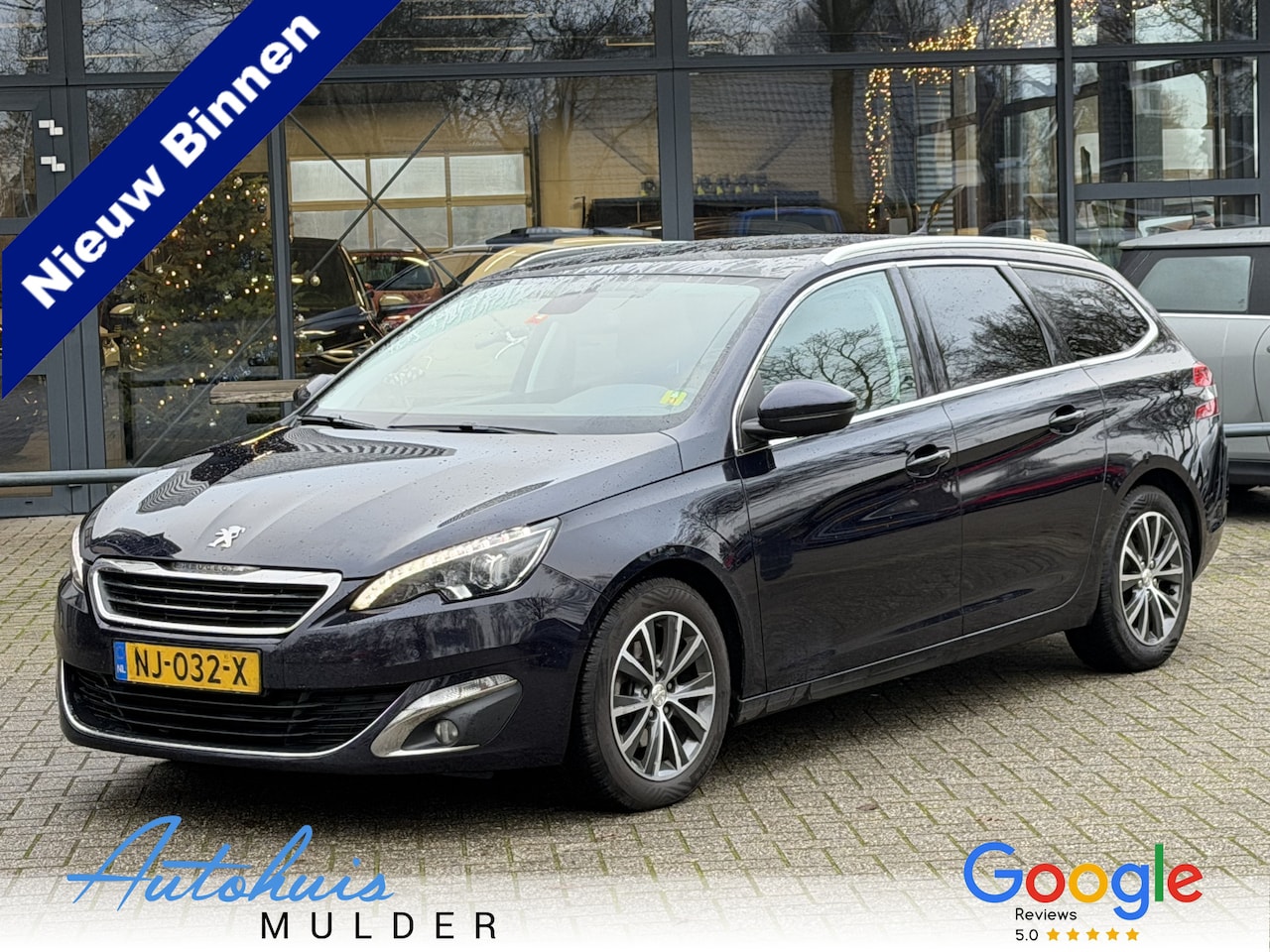 Peugeot 308 SW - 1.6 BlueHDI Blue Lease Premium Automaat/Keyles/LED/Navigatie/Panoramadak/Cruise - AutoWereld.nl