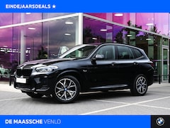 BMW X3 - xDrive30e High Executive M Sport Automaat / Panoramadak / Trekhaak / Sportstoelen / Achter