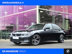 BMW 3-serie - 320i High Executive Automaat / Schuif-kanteldak / Sportstoelen / Stoelverwarming / Aircond