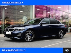 BMW 3-serie - 320e High Executive M Sport Automaat / Schuif-kanteldak / Sportstoelen / Achteruitrijcamer