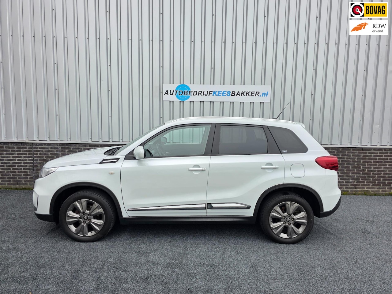Suzuki Vitara - 1.4 Boosterjet Select / Trekhaak / Cruisecontrole / Stoelverwarming - AutoWereld.nl