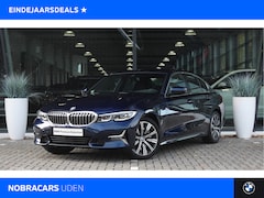 BMW 3-serie - 330e High Executive Luxury Line Automaat / Sportstoelen / LED / Parking Assistant Plus / H