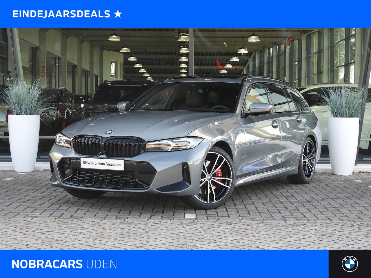 BMW 3-serie Touring - 318i M Sport Auromaat / Panoramadak / Adaptieve LED / Sportstoelen / M Sportonderstel / Li - AutoWereld.nl