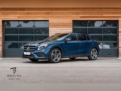 Mercedes-Benz GLA-Klasse - 180 AMG | Panorama | Night | 19" | LED | Camera | Comfort Sleutel
