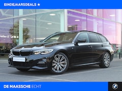 BMW 3-serie Touring - 320i Executive M Sport Automaat / Panoramadak / Achteruitrijcamera / LED / Parking Assista