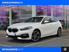 BMW 1-serie - 118i Executive Sport Line Automaat / Sportstoelen / LED / Head-Up / Live Cockpit Professio