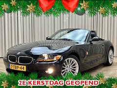 BMW Z4 Roadster - 2.0i S *Navigatie + Camera* Leder / Stoelverwarming / Hardtop / Airco / LMV 18"