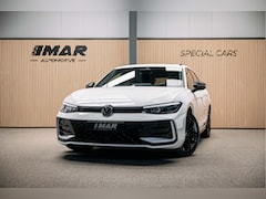 Volkswagen Passat Variant - R-Line Diesel | Trekhaak | Pano | Head-up | Stoelmassage |
