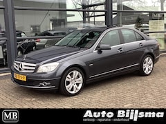 Mercedes-Benz C-klasse - 200 K Avantgarde, automaat, schuifdak, trekhaak, zeer net,