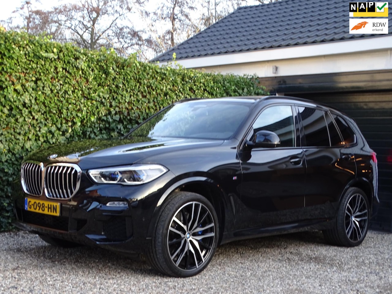 BMW X5 - XDrive40i High Executive | dealeronderhouden | Laser | Panorama dak - AutoWereld.nl