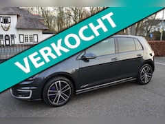 Volkswagen Golf - 1.4 TSI GTE Dsg Navigatie Parkeersensoren Lm Velgen