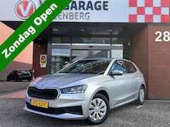 Skoda Fabia - 1.0 Ambition // CLIMA // CRUISE CONTROL // APPLE-ANDROID AUTO // PDC //