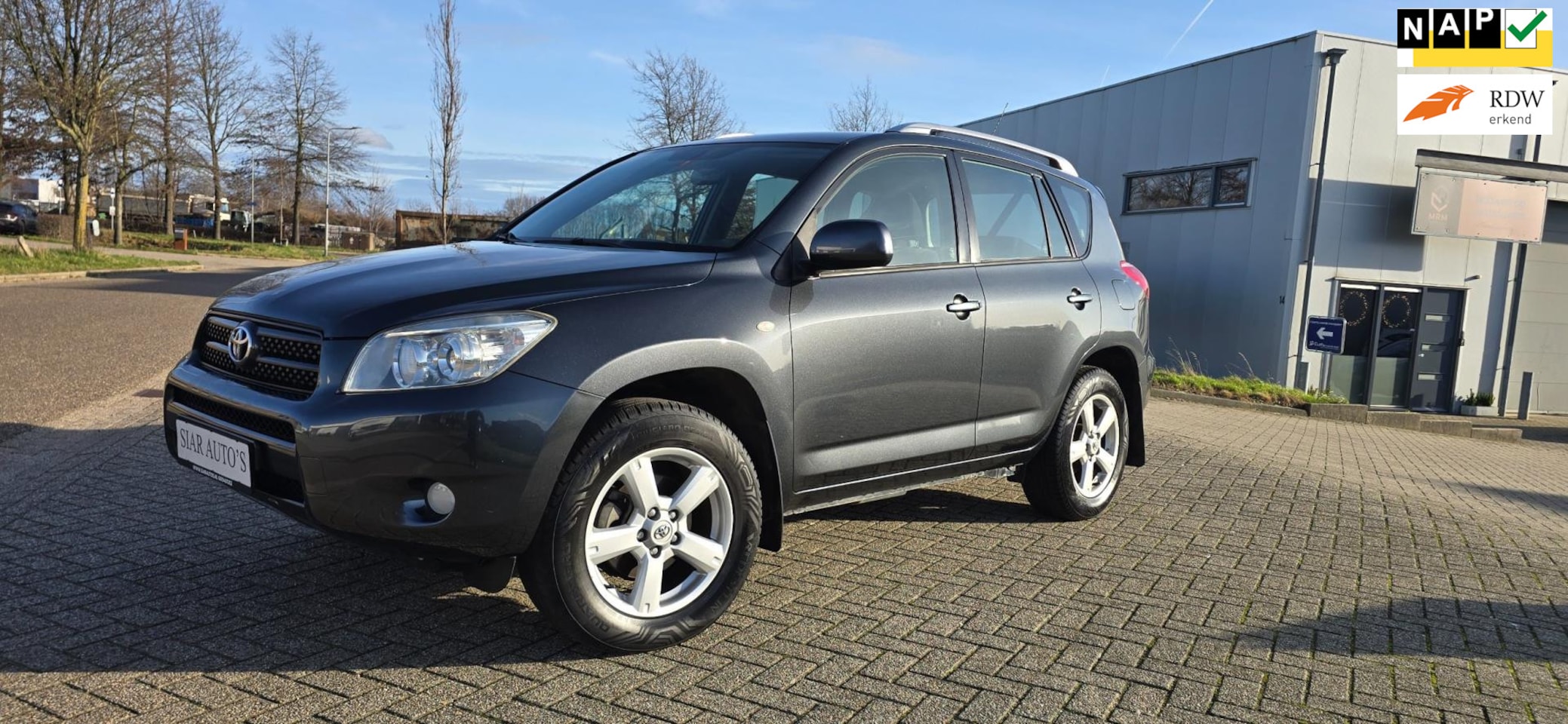Toyota RAV4 - 2.0 VVTi Linea Sol met Nieuw A.P.K 4x4 - AutoWereld.nl