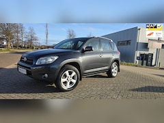 Toyota RAV4 - 2.0 VVTi Linea Sol met Nieuw A.P.K 4x4