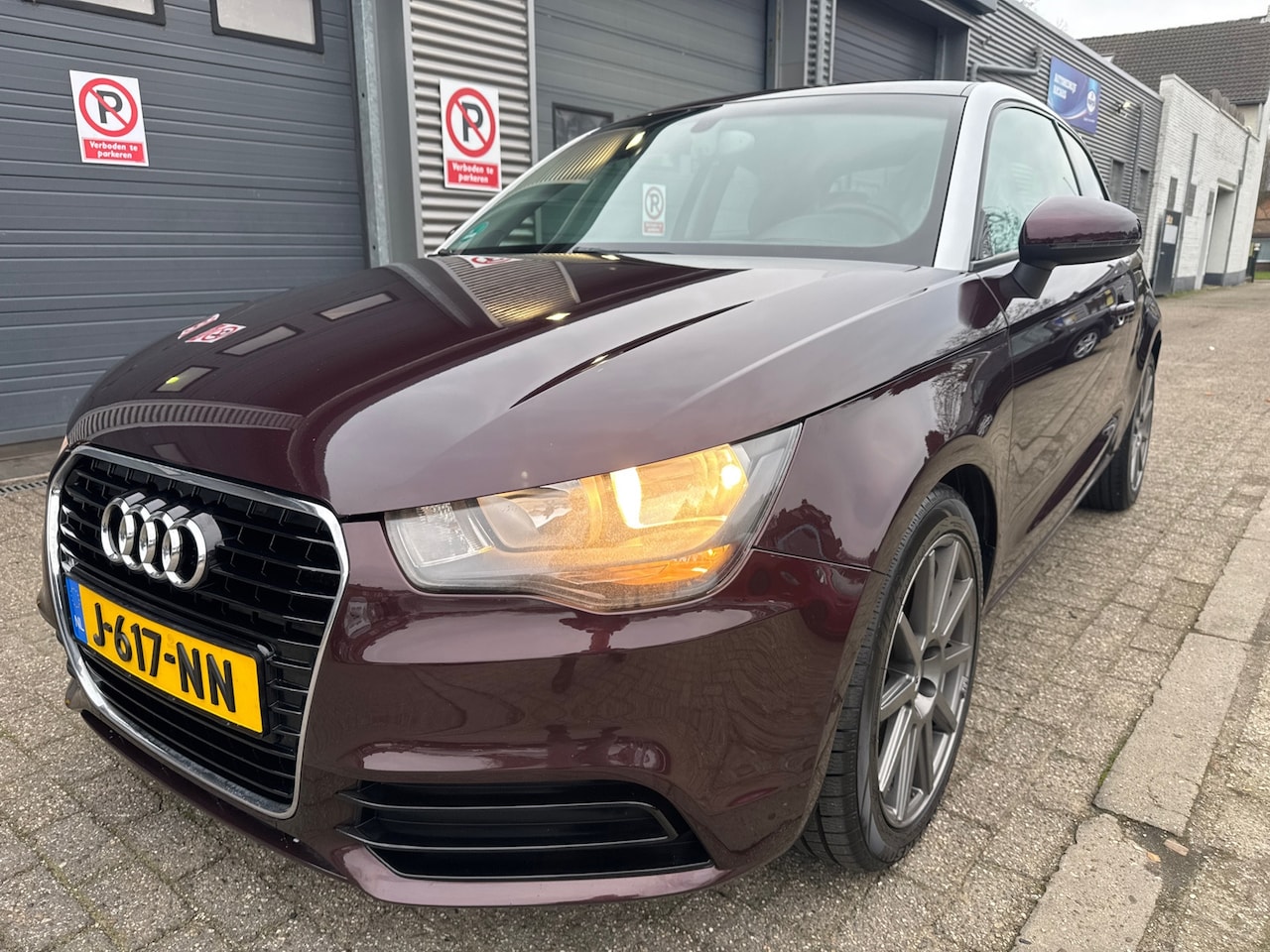 Audi A1 - 1.2 TFSI Attraction Pro Line Business 1.2 TFSI Attraction Pro Line Business - AutoWereld.nl