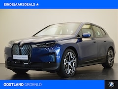BMW iX - xDrive50 High Executive / Panoramadak Sky Lounge / Trekhaak / Soft Close / Multifunctionel