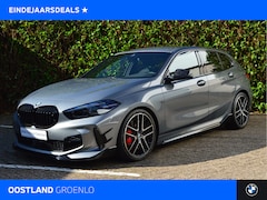 BMW 1-serie - 118i M Sport Automaat / M Performance parts / Sportstoelen / Adaptieve LED / M Sportonders