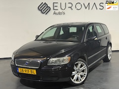 Volvo V50 - 2.4 Kinetic Automaat Airco Trekhaak Nieuwe Apk