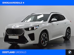 BMW iX2 - eDrive20 High Executive M Sport / Sportstoelen / M Adaptief onderstel / Comfort Access / P