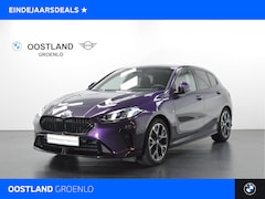 BMW 1-serie - 120 M Sport Automaat / Sportstoelen / Achteruitrijcamera / M Adaptief onderstel / Comfort