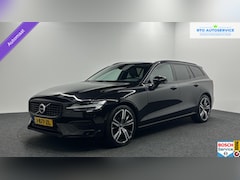 Volvo V60 - 2.0 B3 Momentum Advantage LEER TREKHAAK STUUR?STOELVERWARMING NAVI CARPLAY
